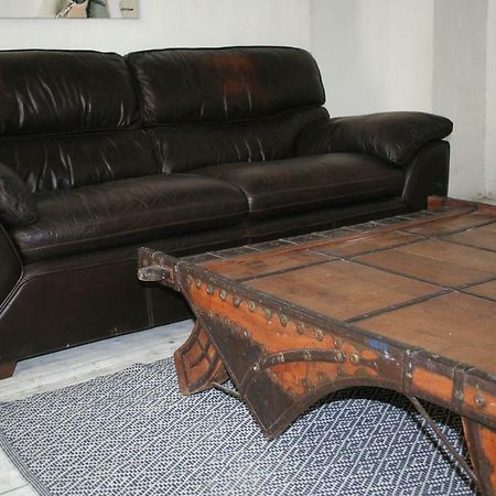 Cornaro Fine Arts Center Apartment Limassol Luaran gambar