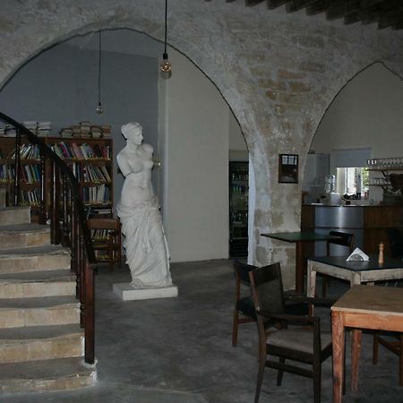 Cornaro Fine Arts Center Apartment Limassol Luaran gambar