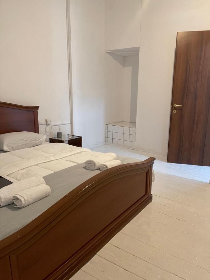 Cornaro Fine Arts Center Apartment Limassol Luaran gambar